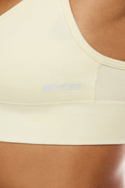 Determination - Seamless Scoop Neck Sports Bra in Ivory