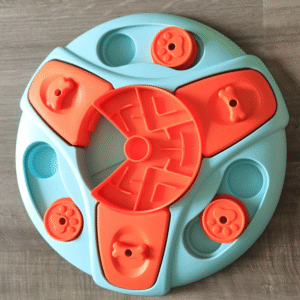 Think and Play: Engaging Puzzle Toys for Active Dogs